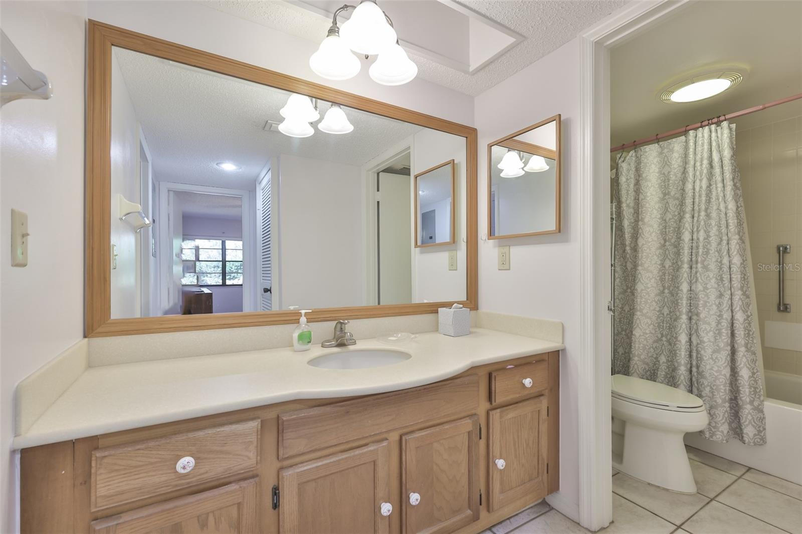 1305 SPRY CT — photo 16