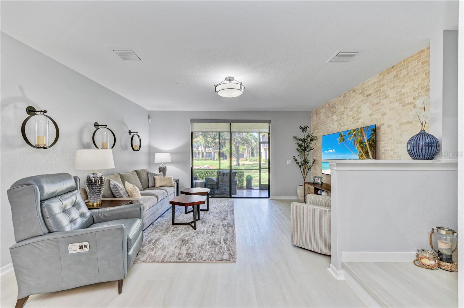 4024 OVERTURE CIR #486 — photo 10