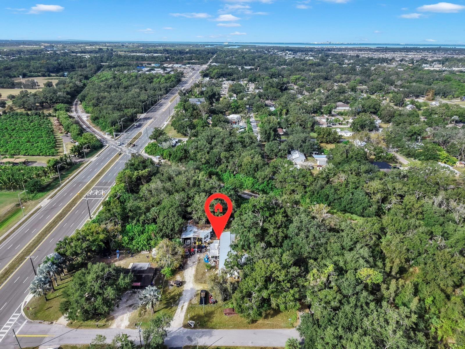601 8TH CT SE — photo 4