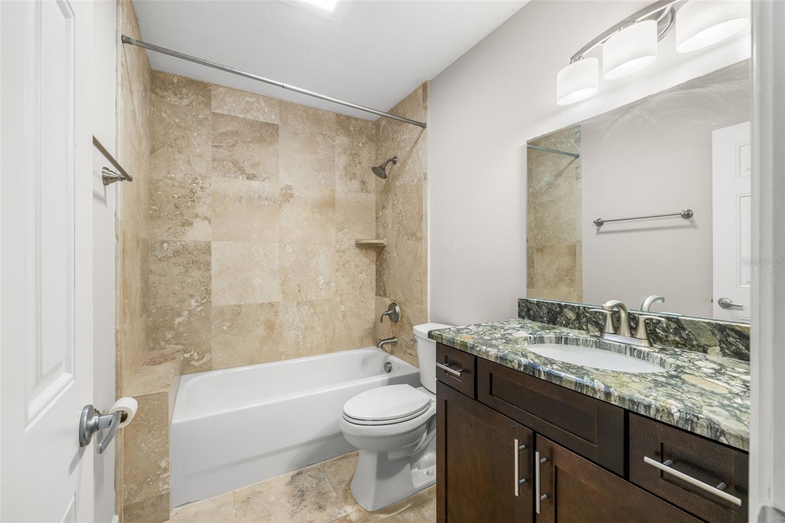 113 S NEWPORT AVE #1-4 — photo 23
