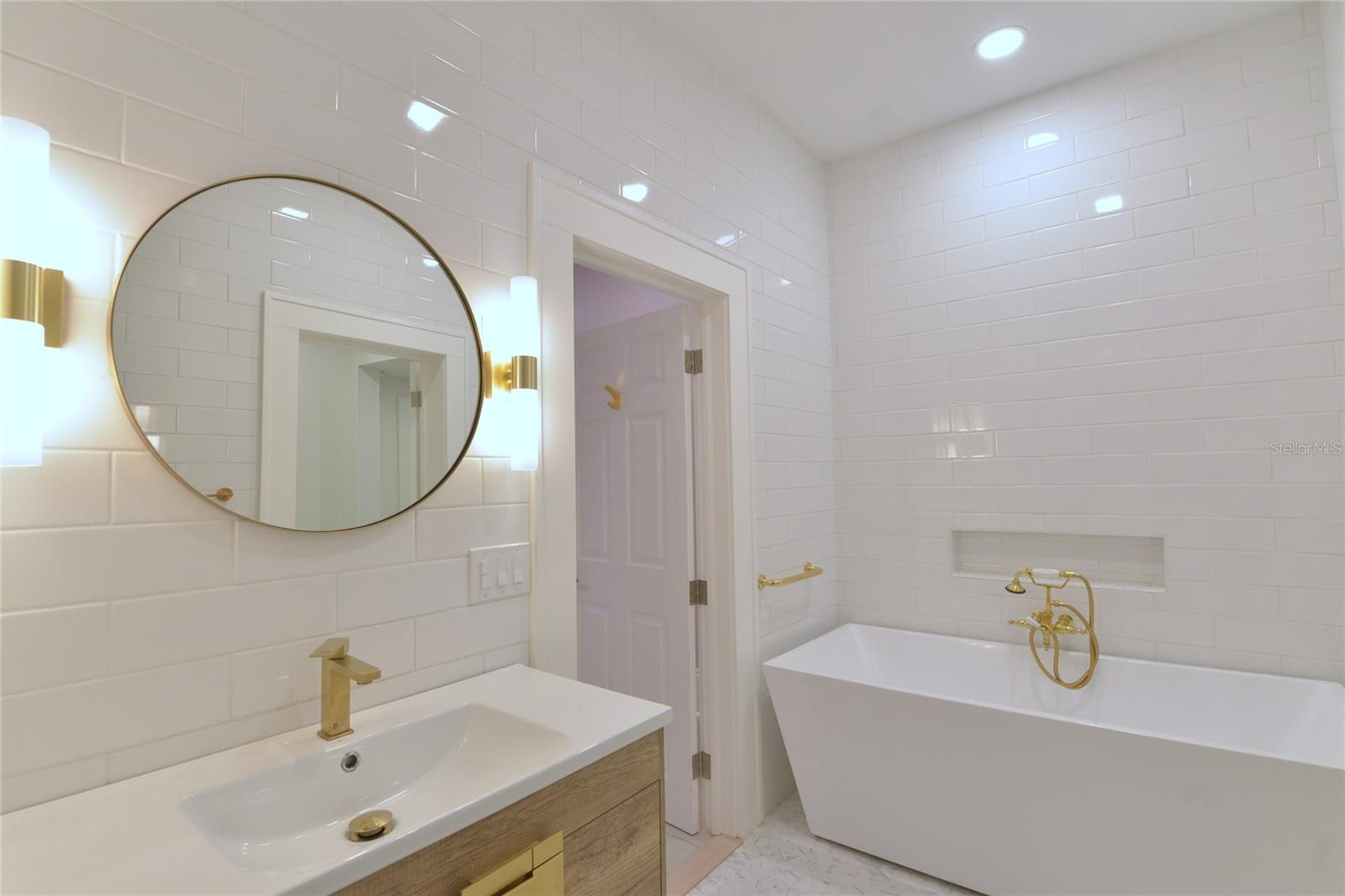5416 4TH AVE W — photo 20