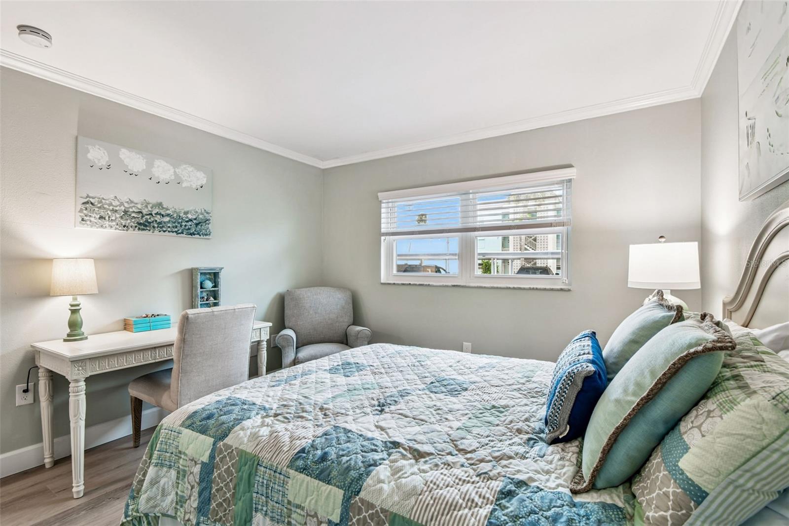 8 GLENCOE PL #107 — photo 34