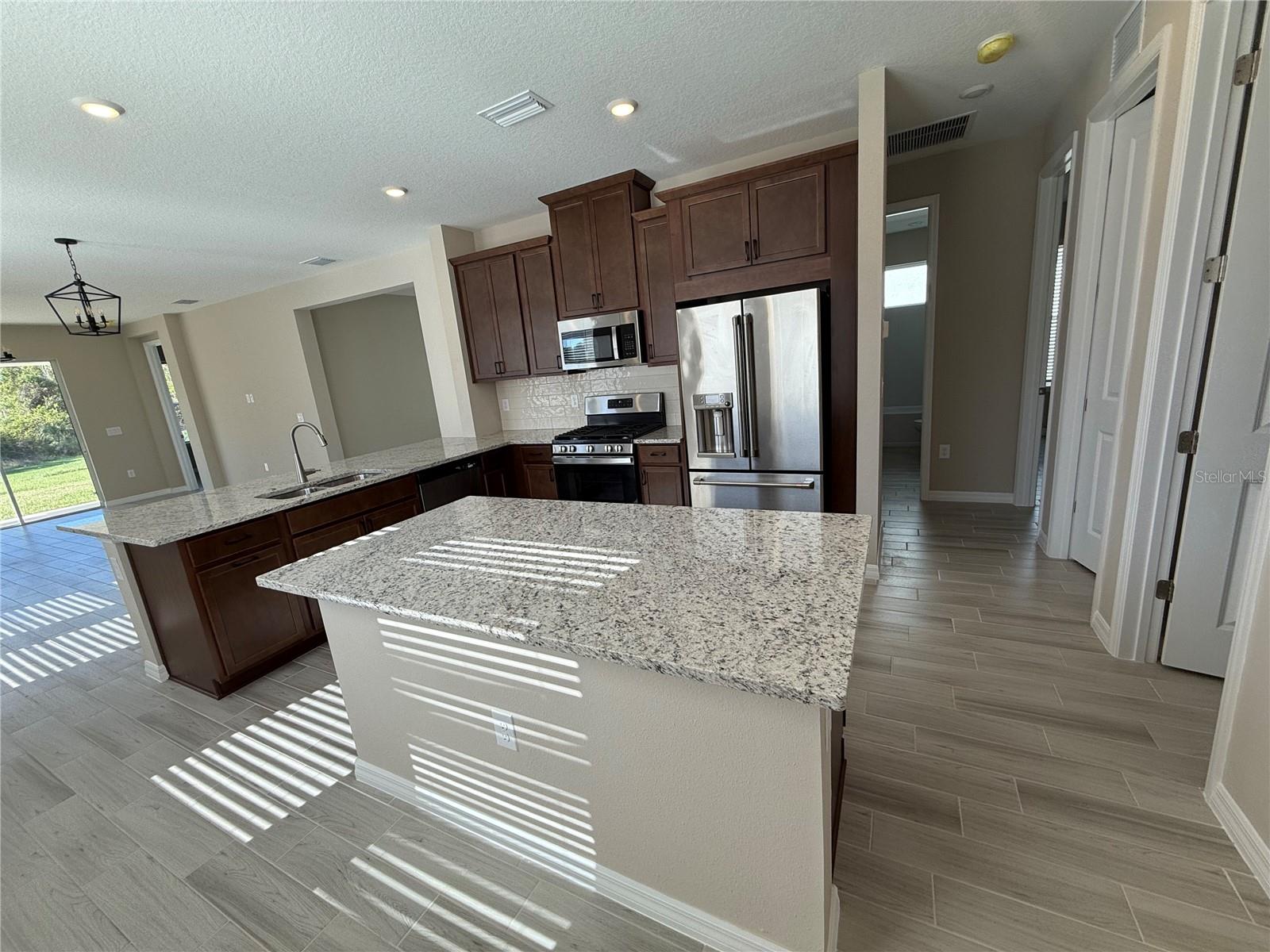 15013 SHADY PALMS LN — photo 4