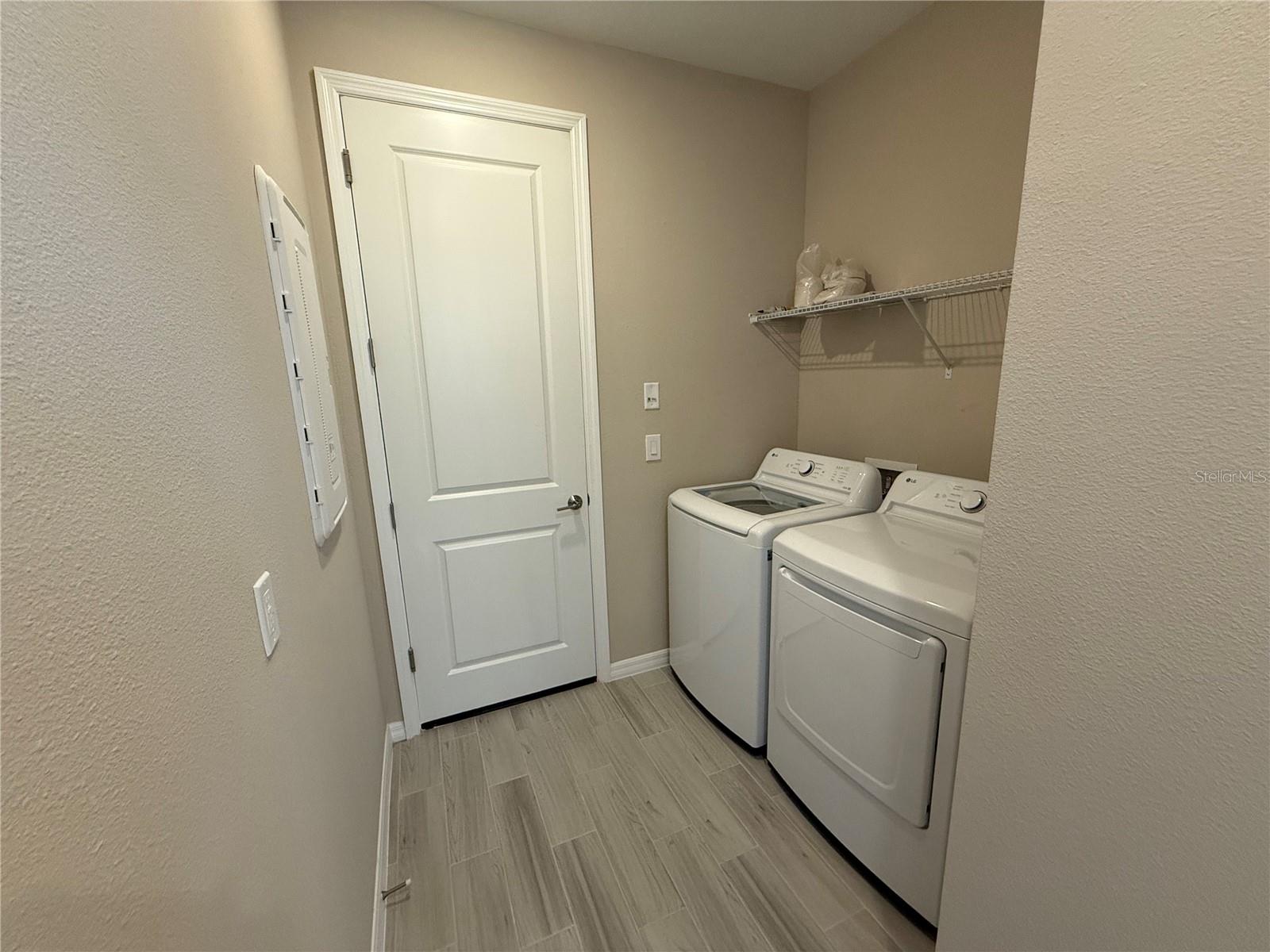 15013 SHADY PALMS LN — photo 16