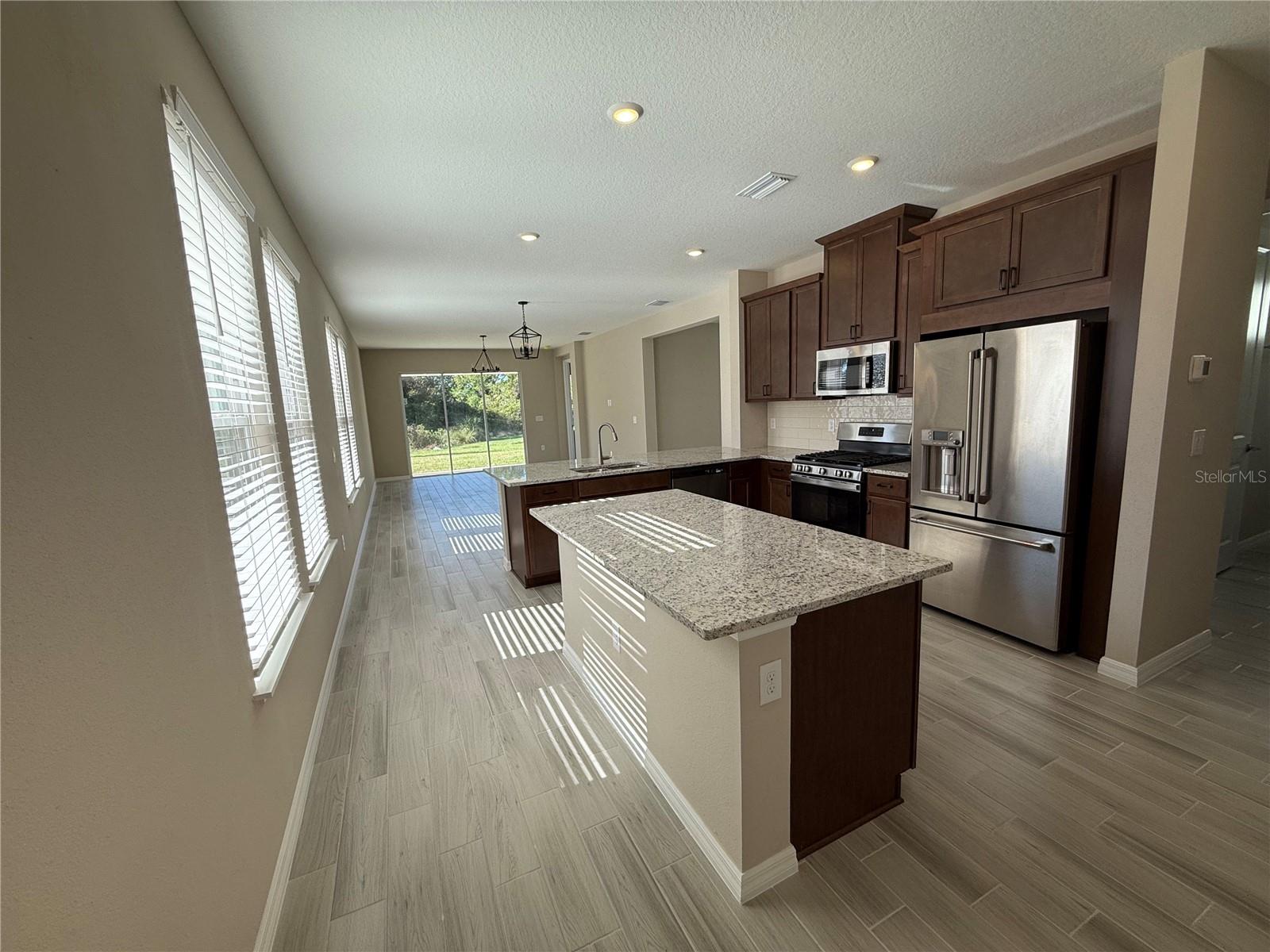 15013 SHADY PALMS LN — photo 3