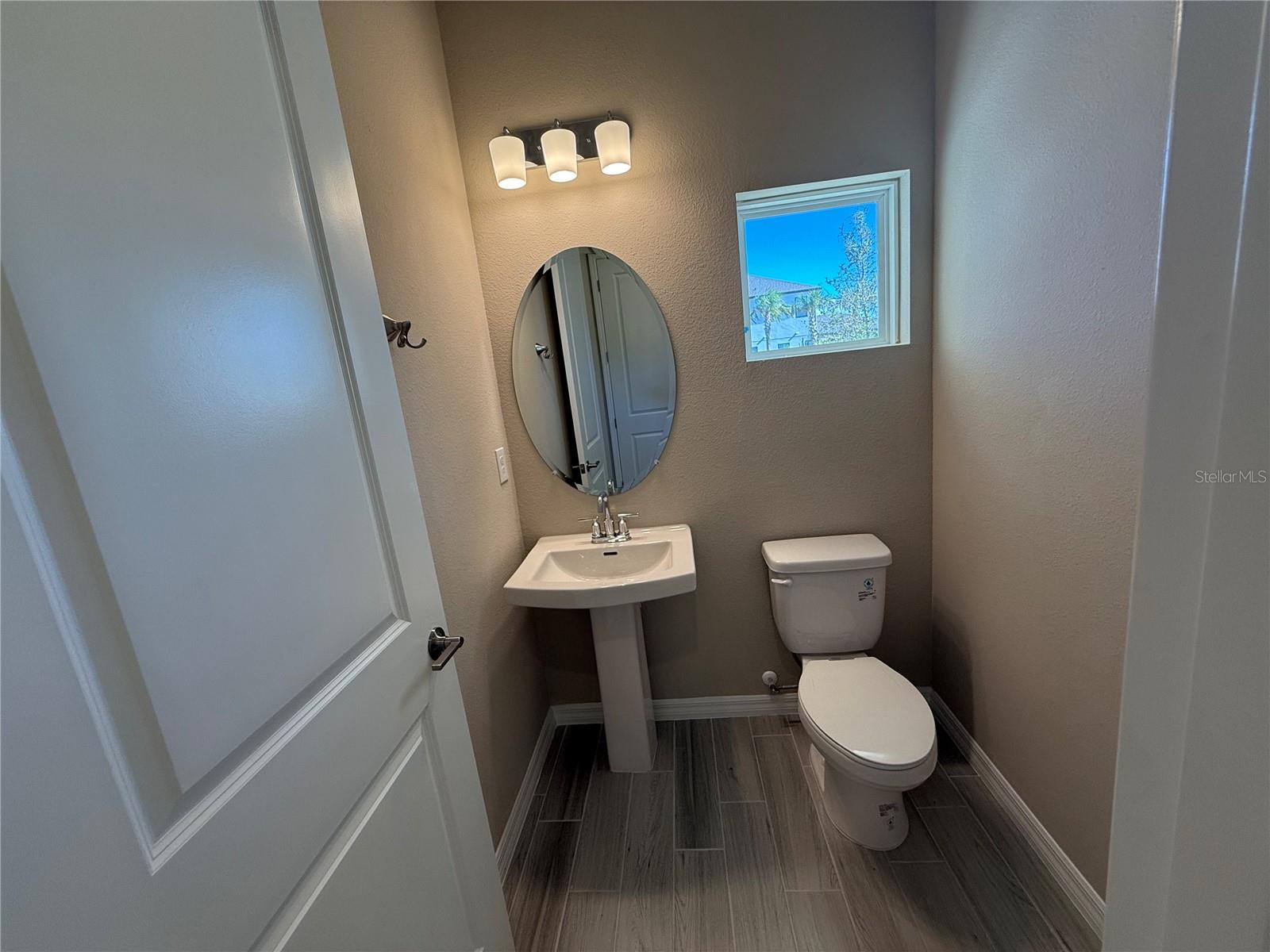 15013 SHADY PALMS LN — photo 23