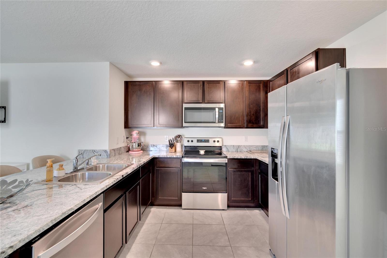 5547 LOGAN CAVE AVE — photo 5