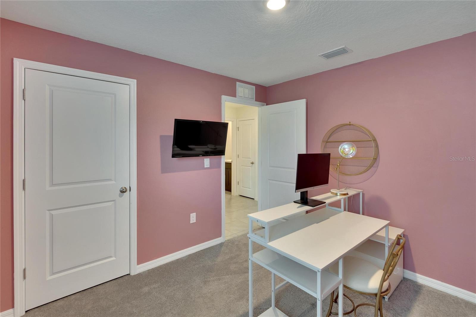 5547 LOGAN CAVE AVE — photo 20