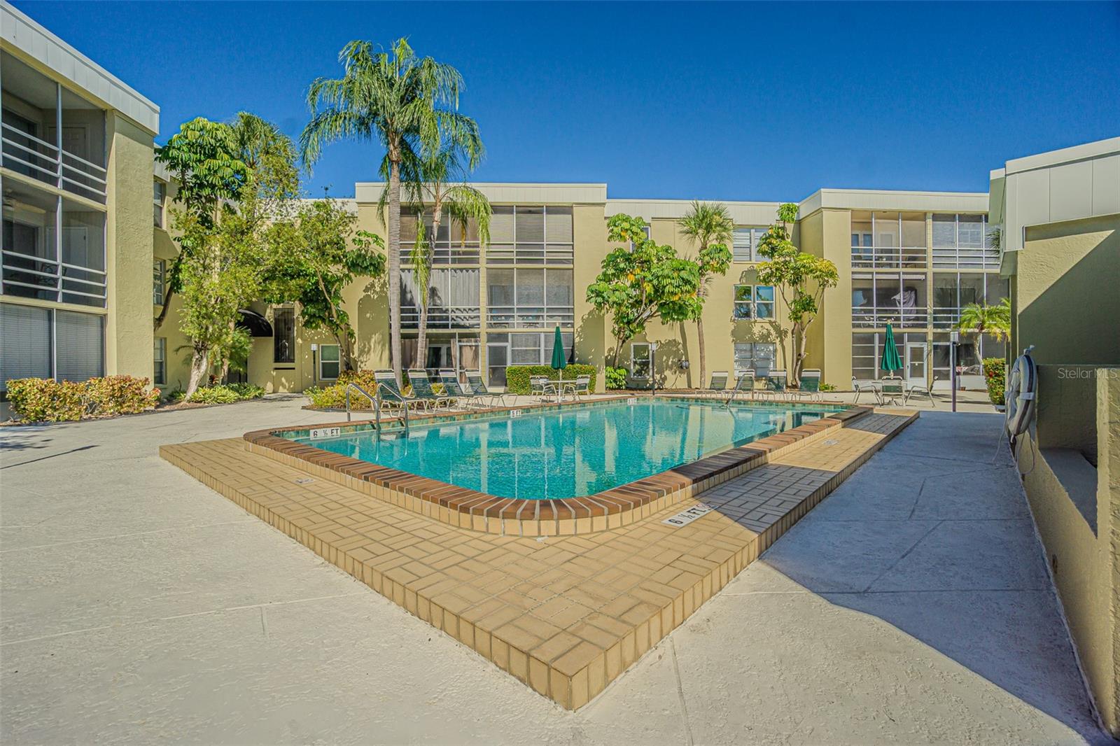 2302 S MANHATTAN AVE #219 — photo 4