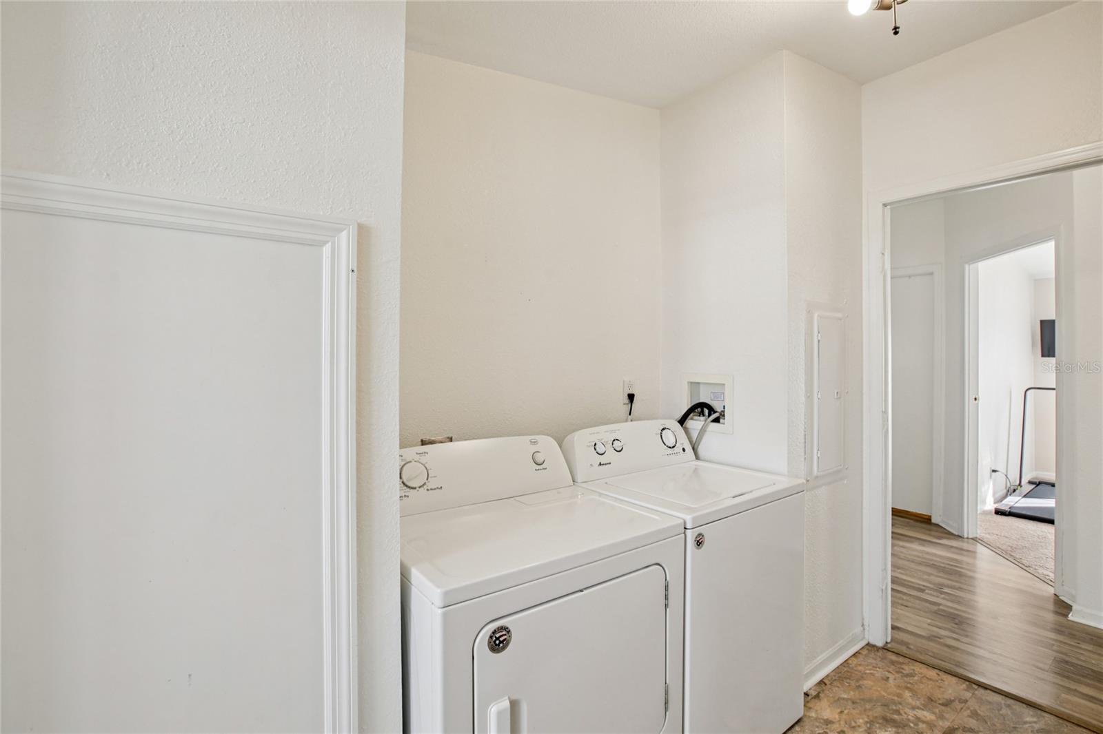 8420 FANTASIA PARK WAY — photo 24