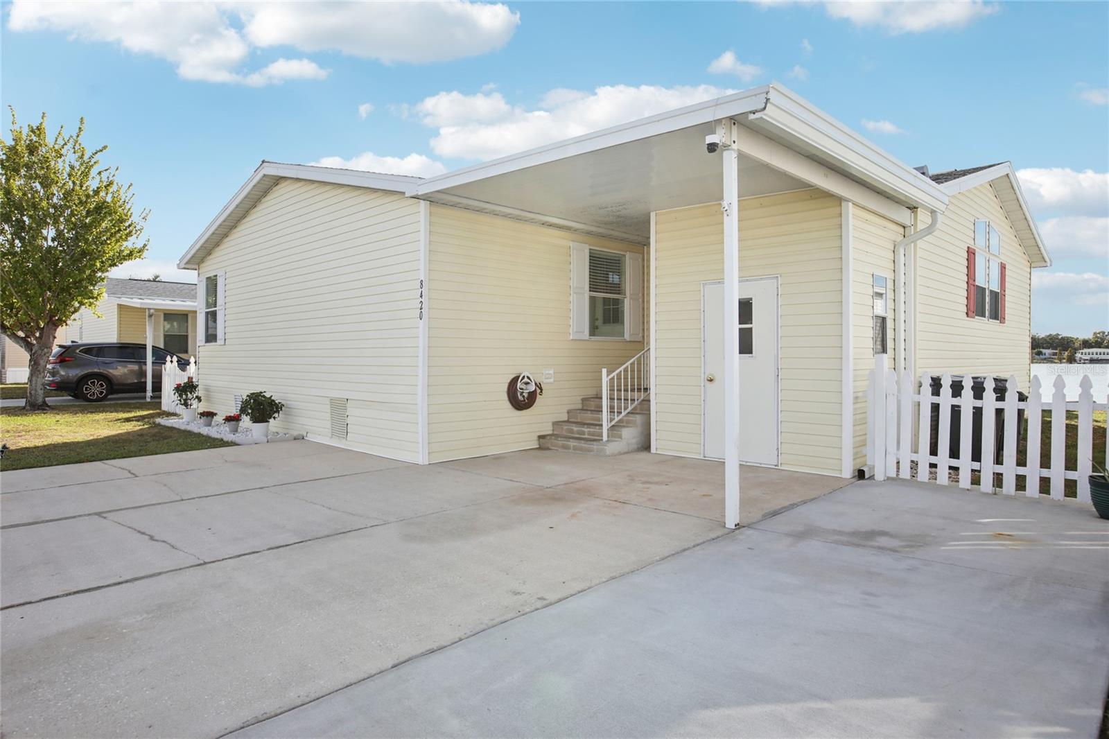 8420 FANTASIA PARK WAY — photo 4