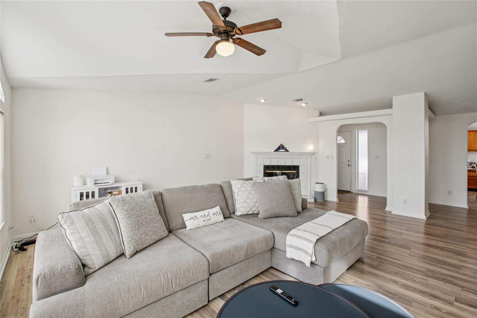 8420 FANTASIA PARK WAY — photo 35