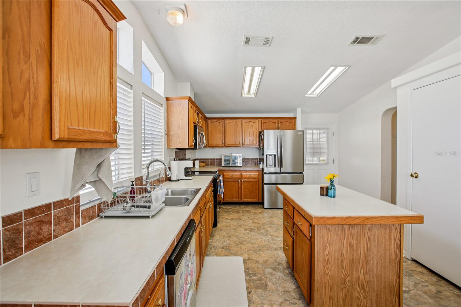 8420 FANTASIA PARK WAY — photo 15