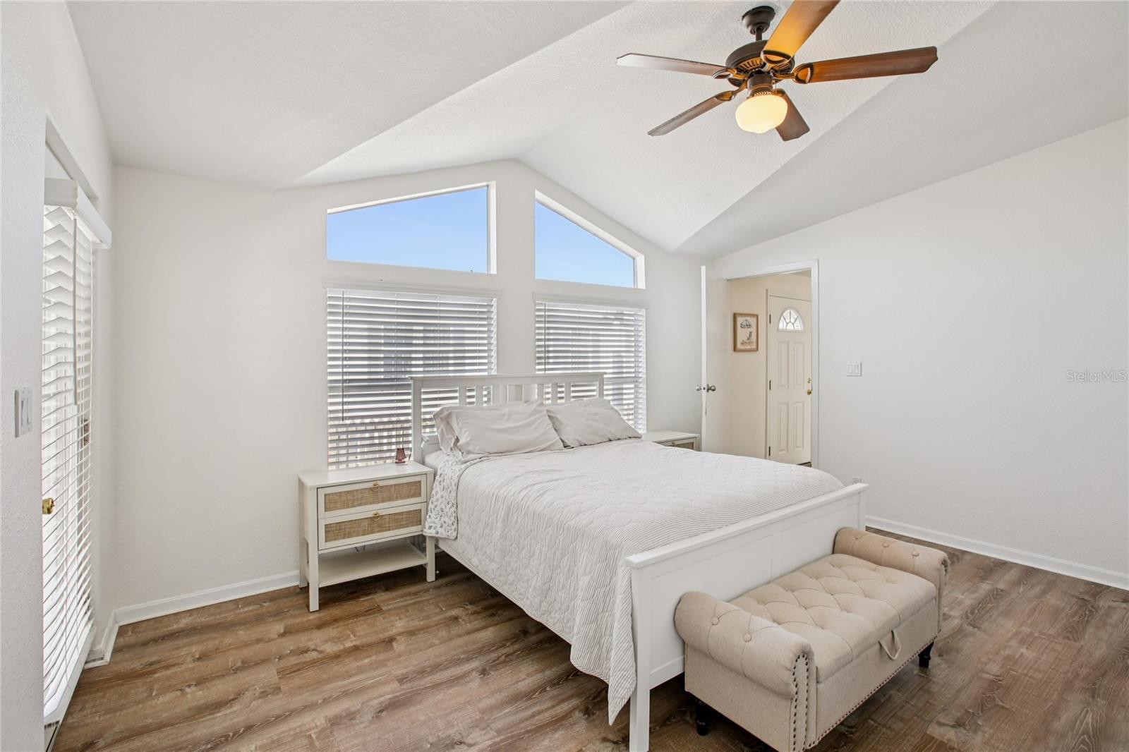 8420 FANTASIA PARK WAY — photo 28