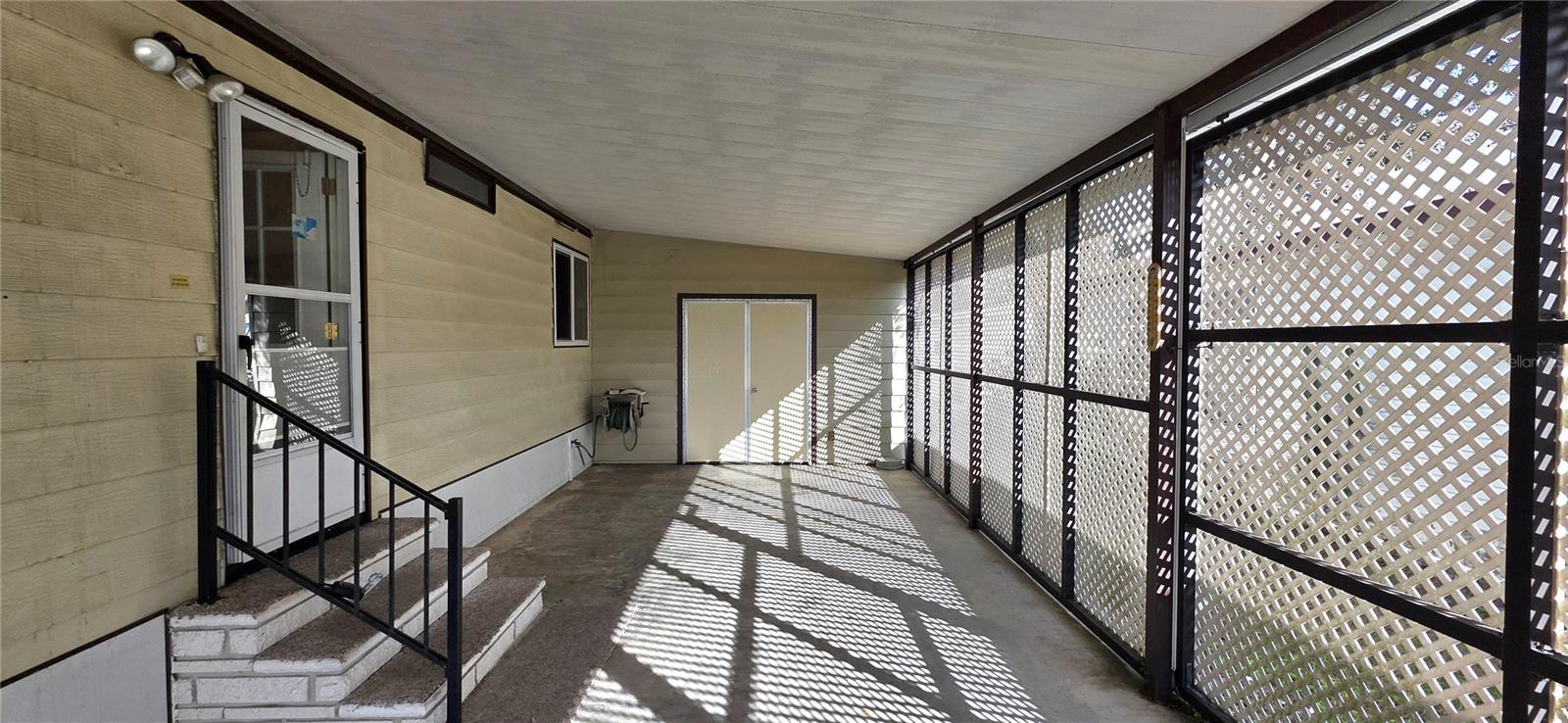 5650 BENTON ST — photo 10