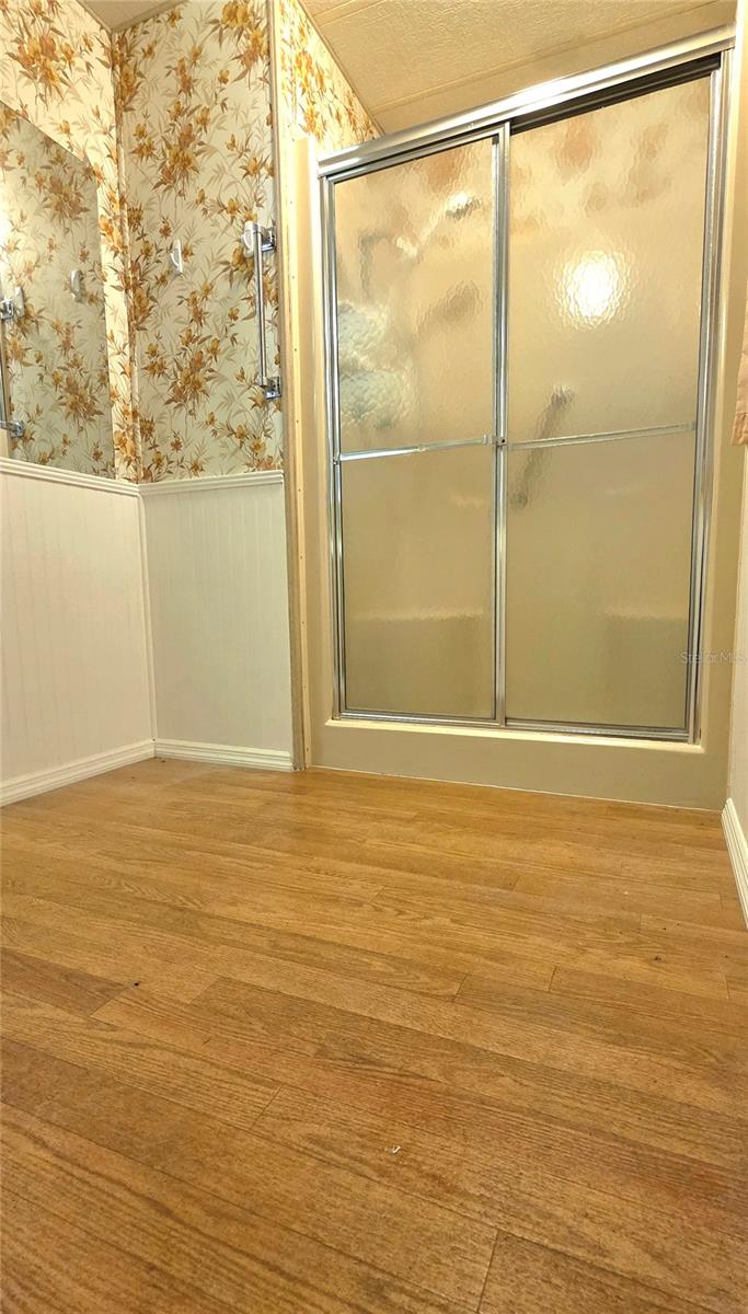 5650 BENTON ST — photo 36