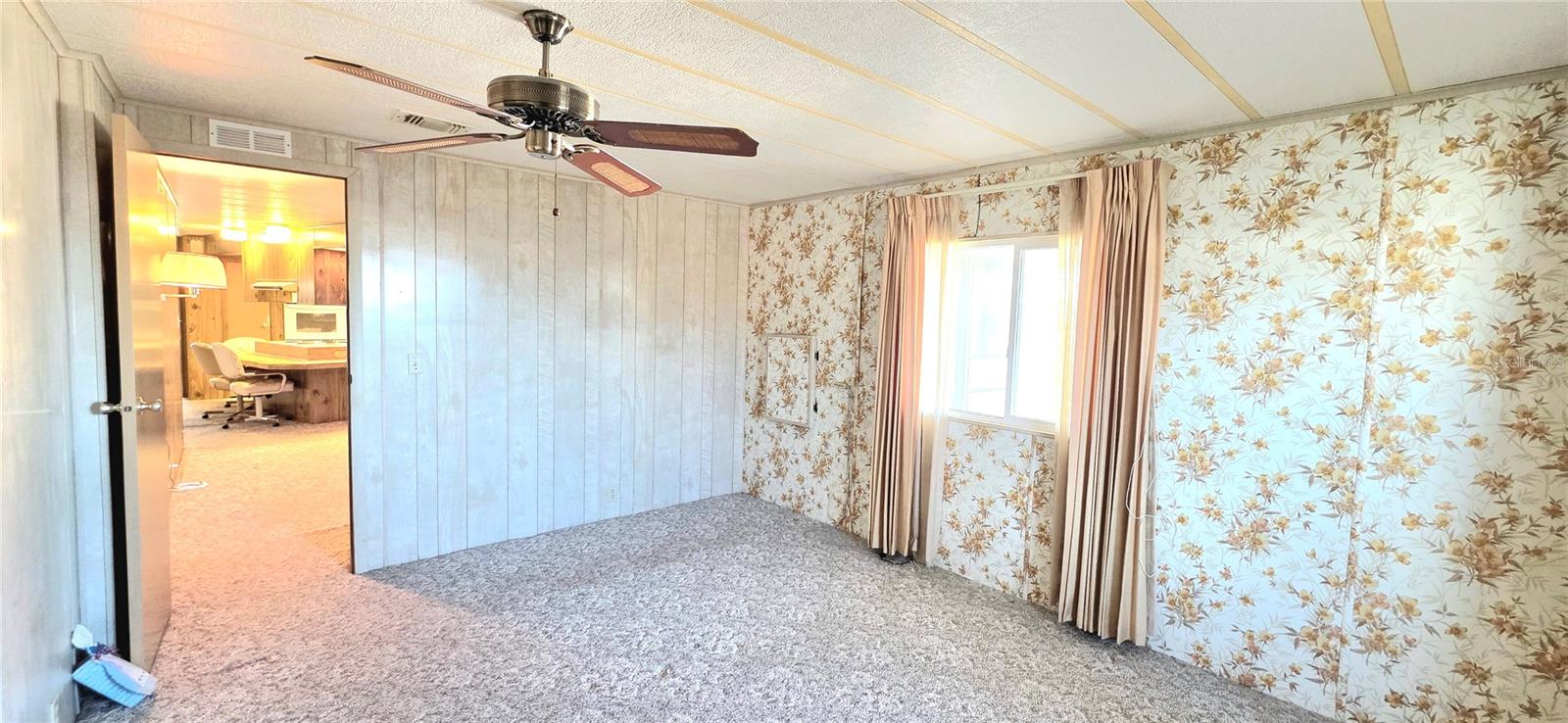 5650 BENTON ST — photo 39