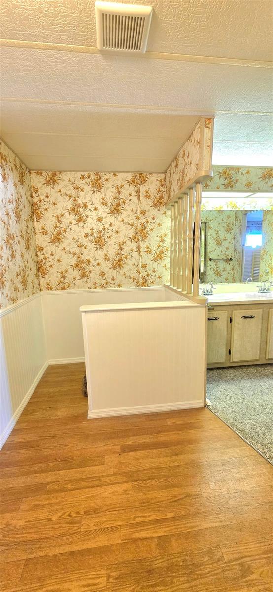 5650 BENTON ST — photo 34
