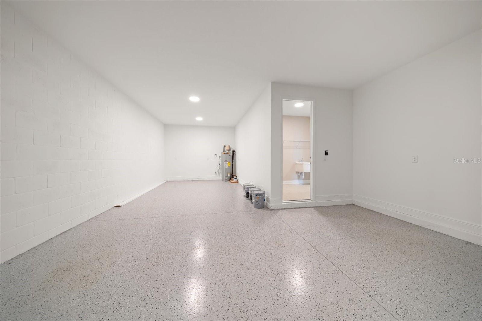 5707 MAYDALE AVE — photo 18