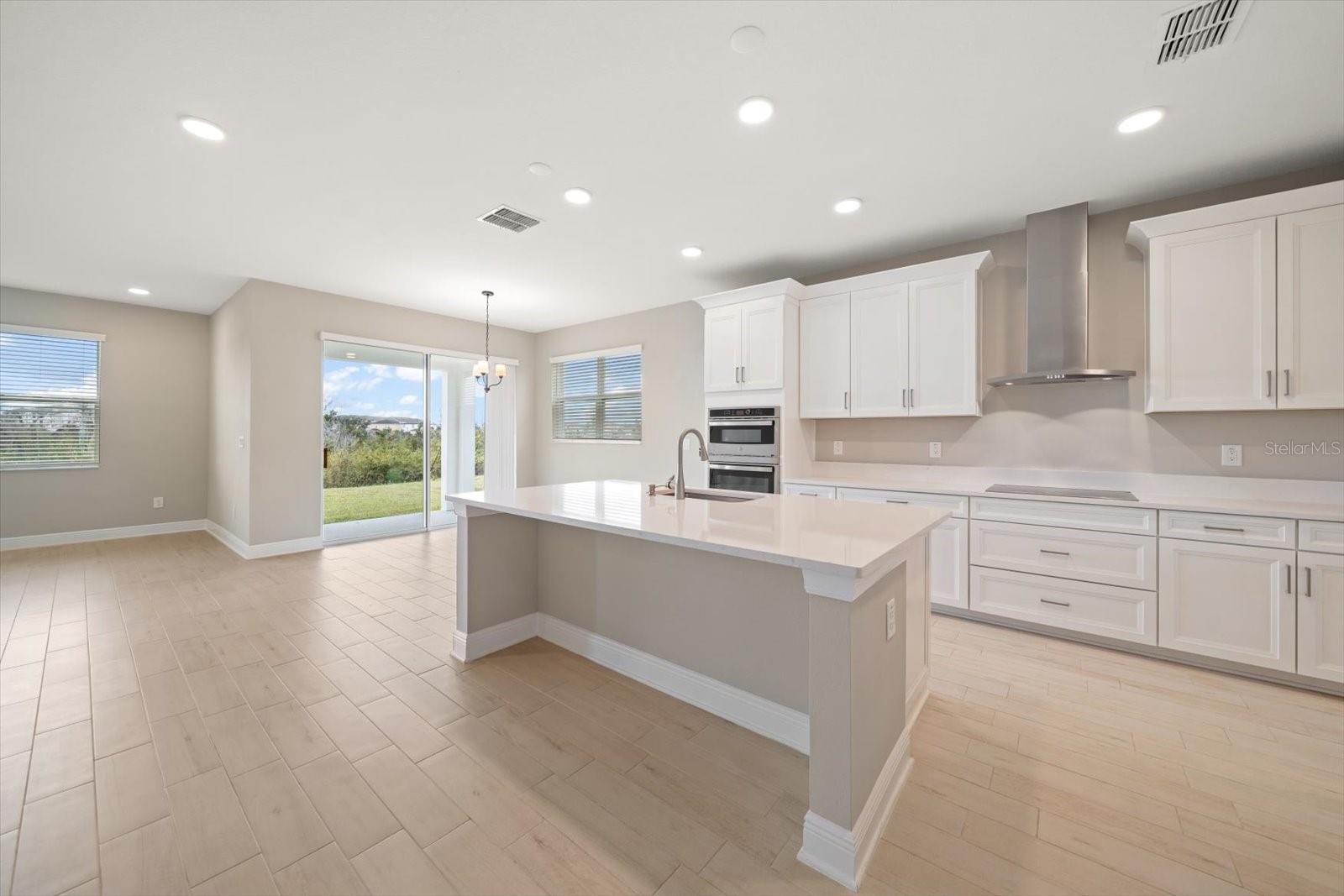5707 MAYDALE AVE — photo 6