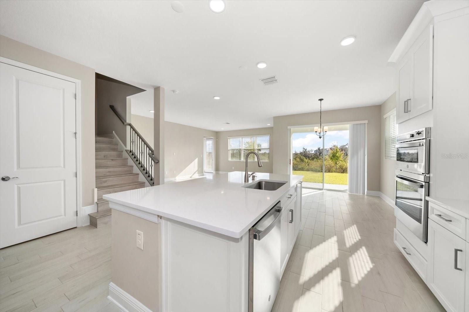 5707 MAYDALE AVE — photo 5