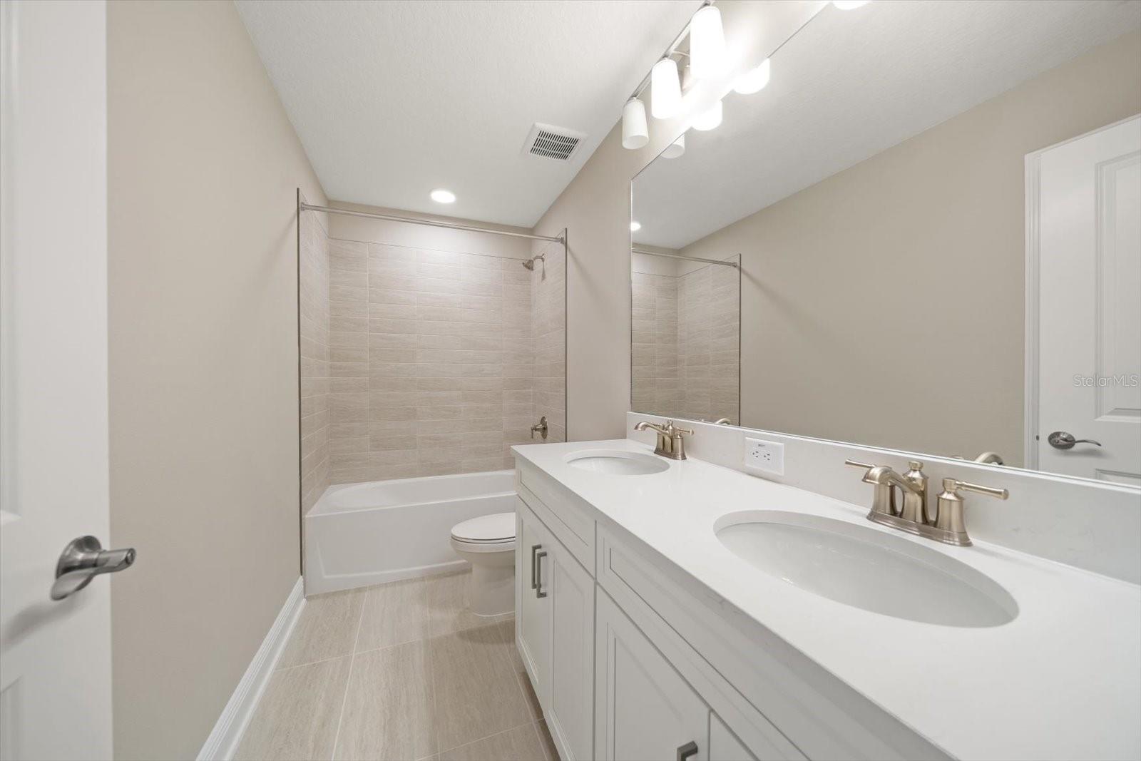 5707 MAYDALE AVE — photo 25