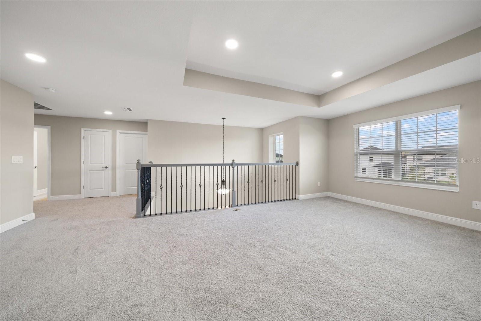5707 MAYDALE AVE — photo 21