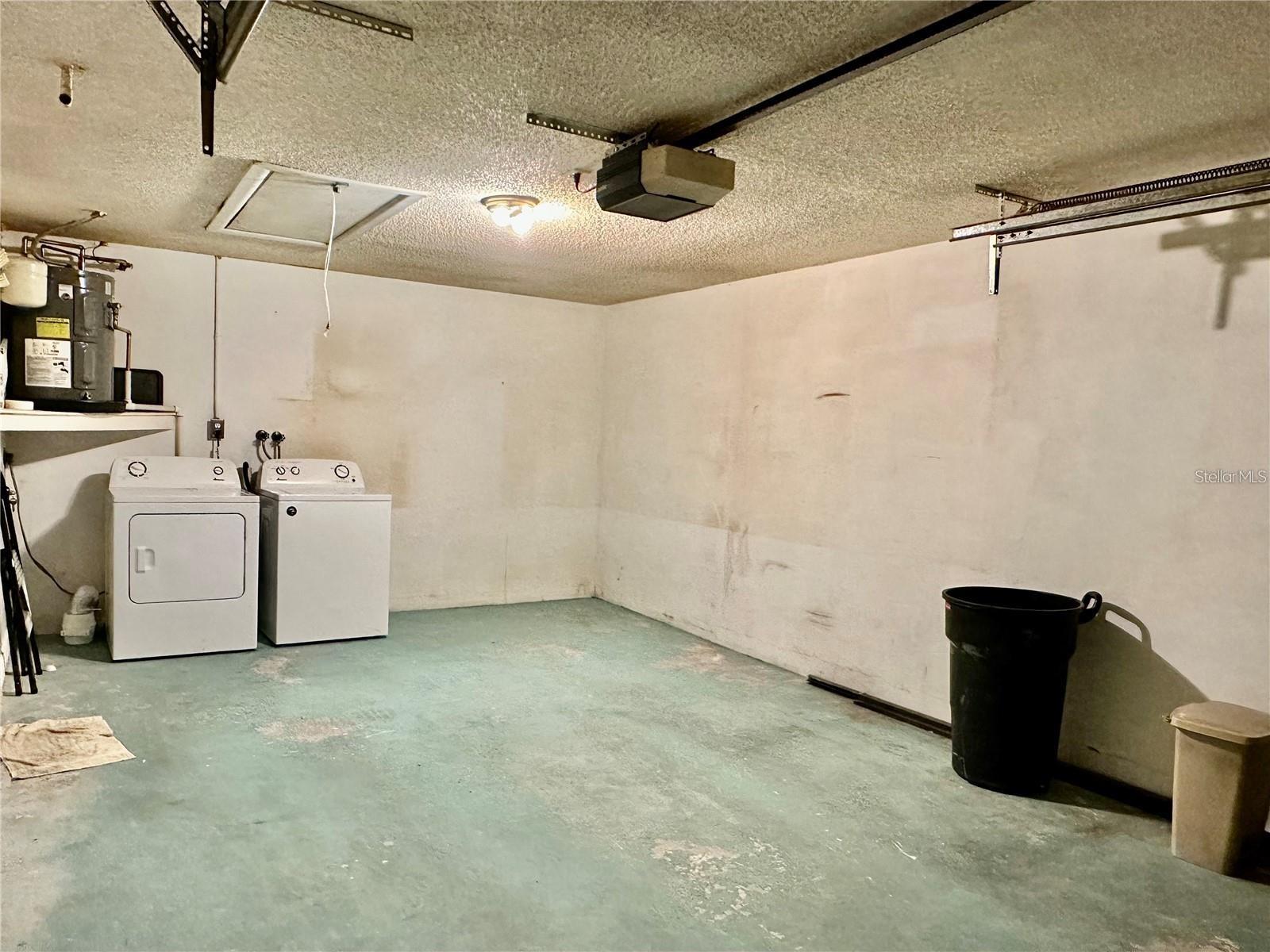 4930 GETNER ST — photo 34