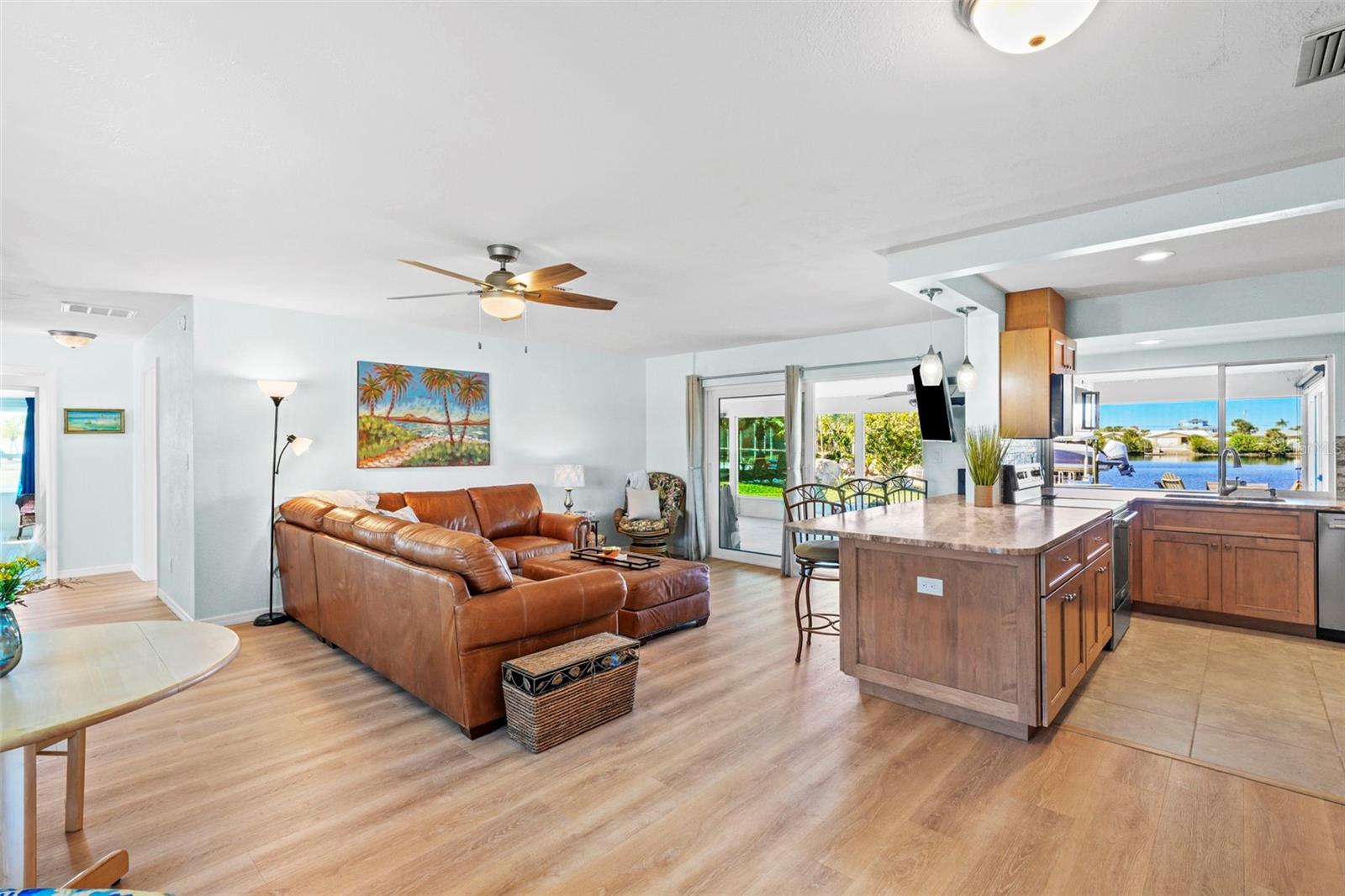 3711 FLORAMAR TER — photo 10