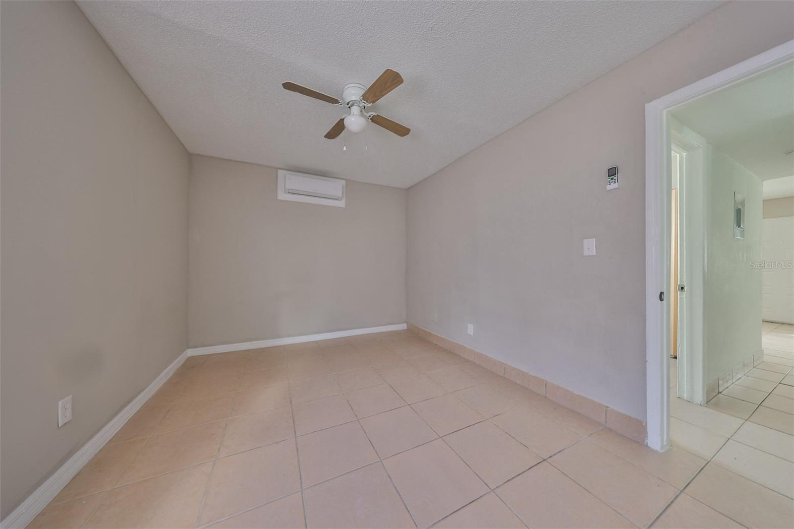 11708 BALM RIVERVIEW RD — photo 32