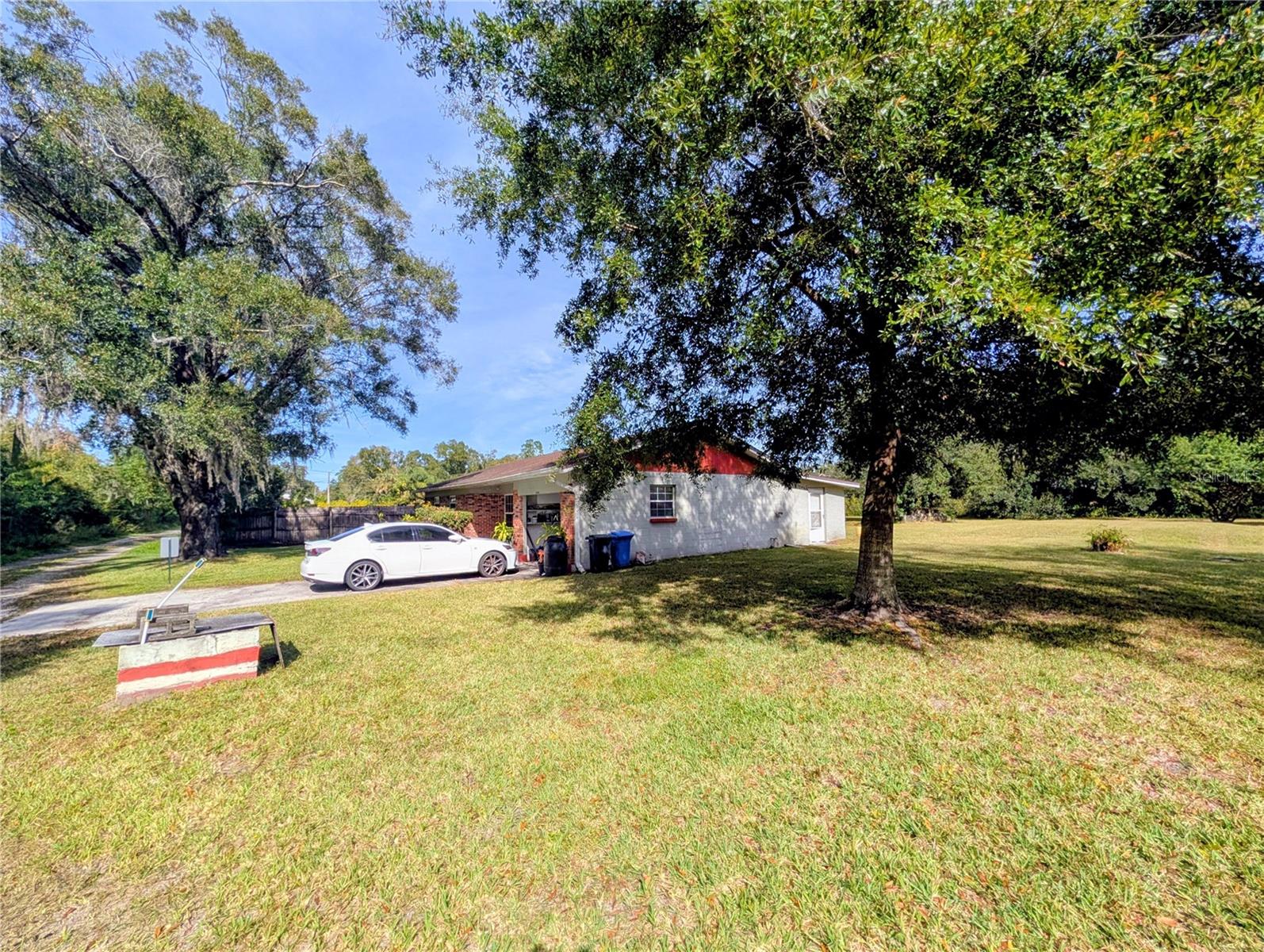 8410 PETERSON RD — photo 2
