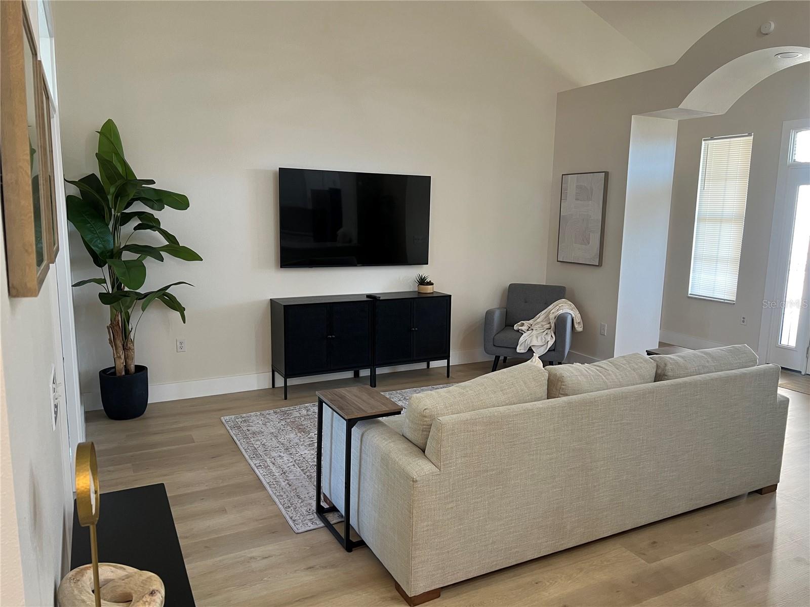 37015 WALDO DR — photo 4