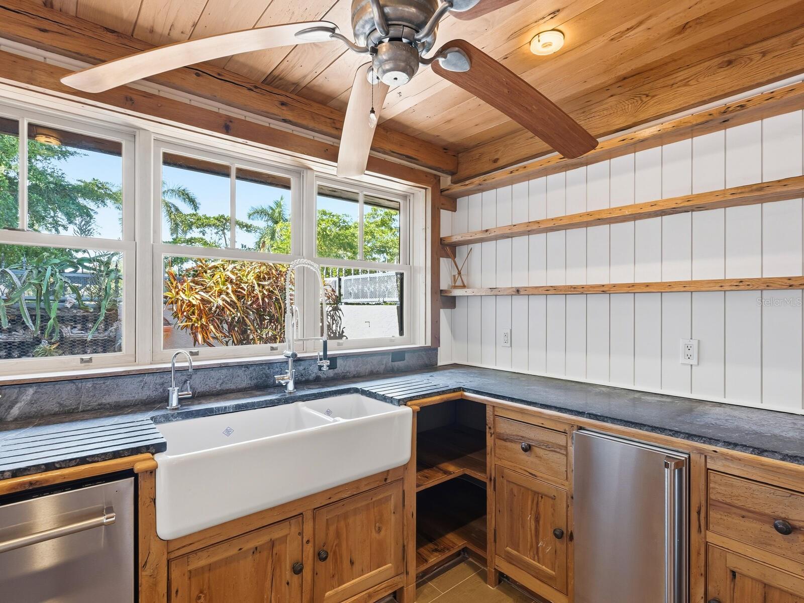 41 S ADAMS DR — photo 13