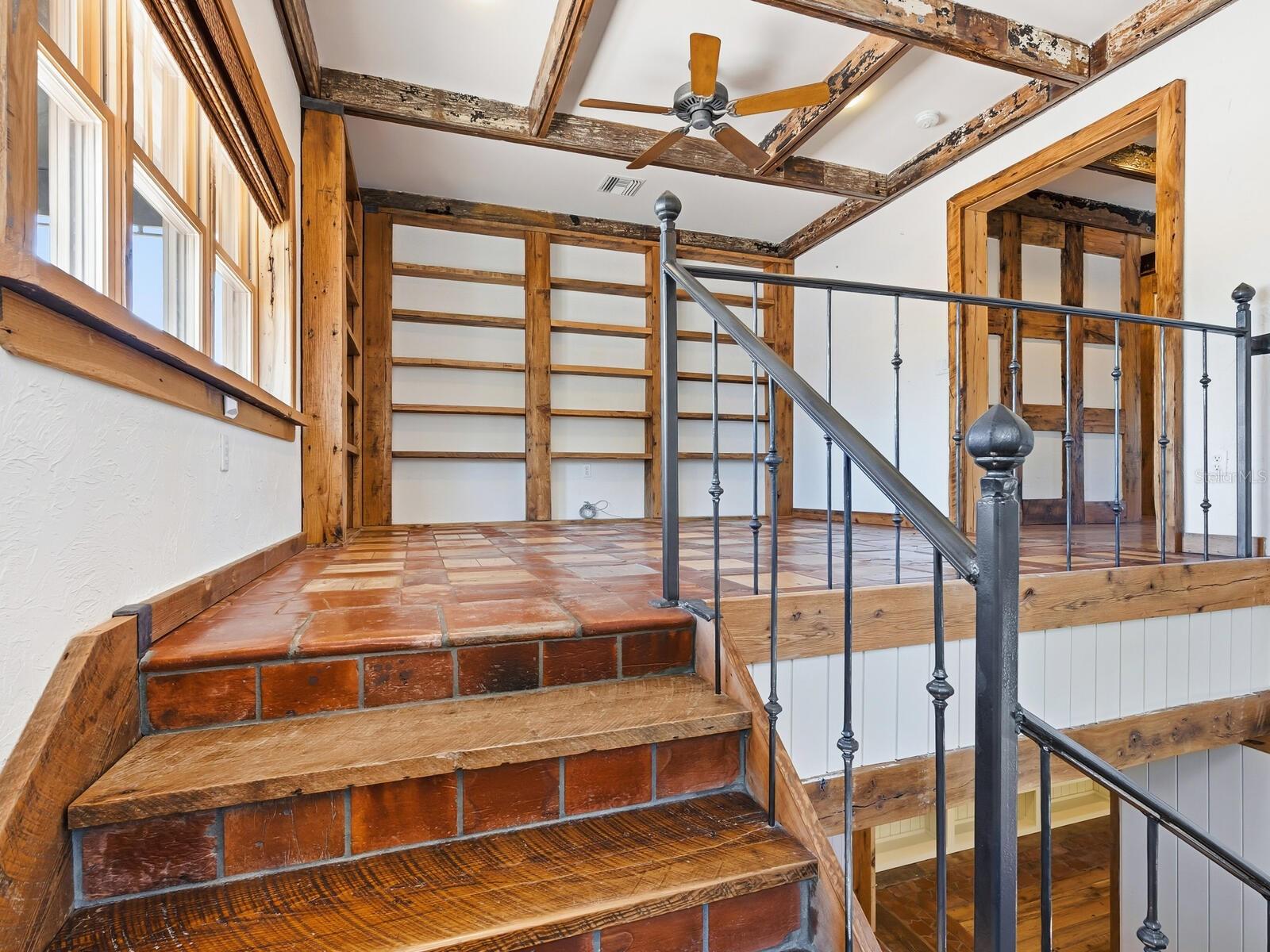 41 S ADAMS DR — photo 23
