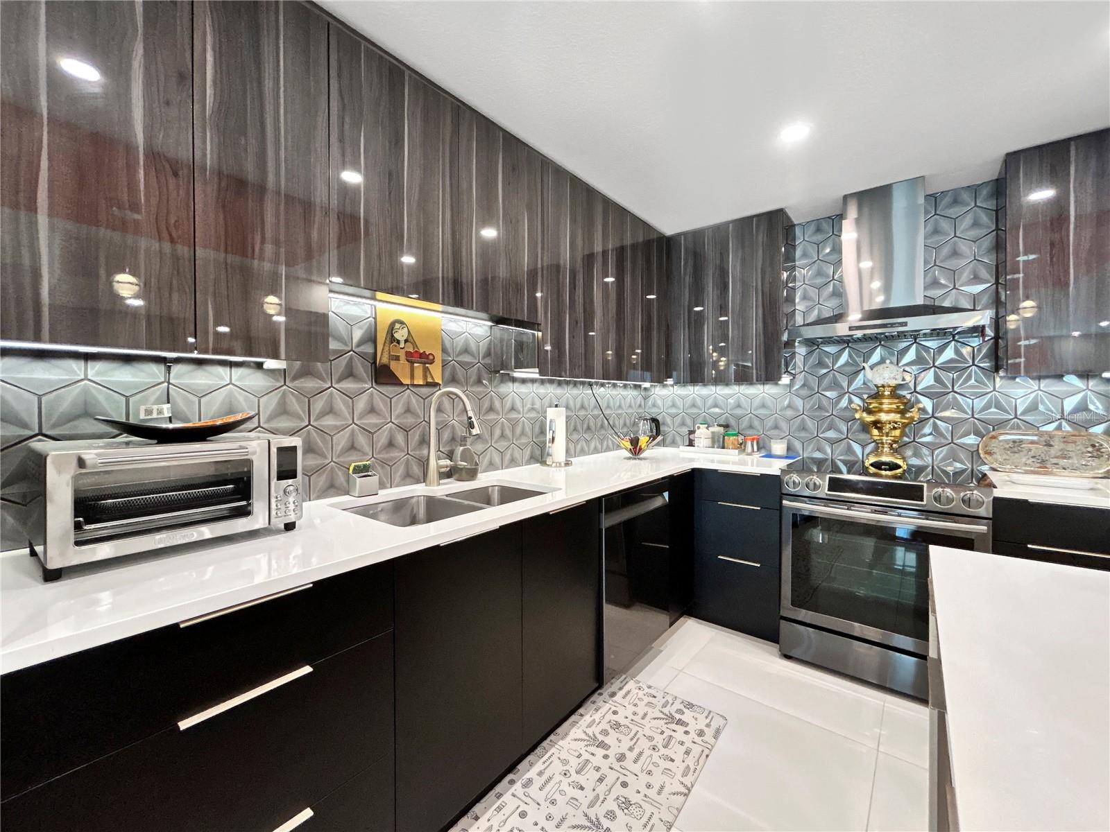 101 S GULFSTREAM AVE #9C — photo 8