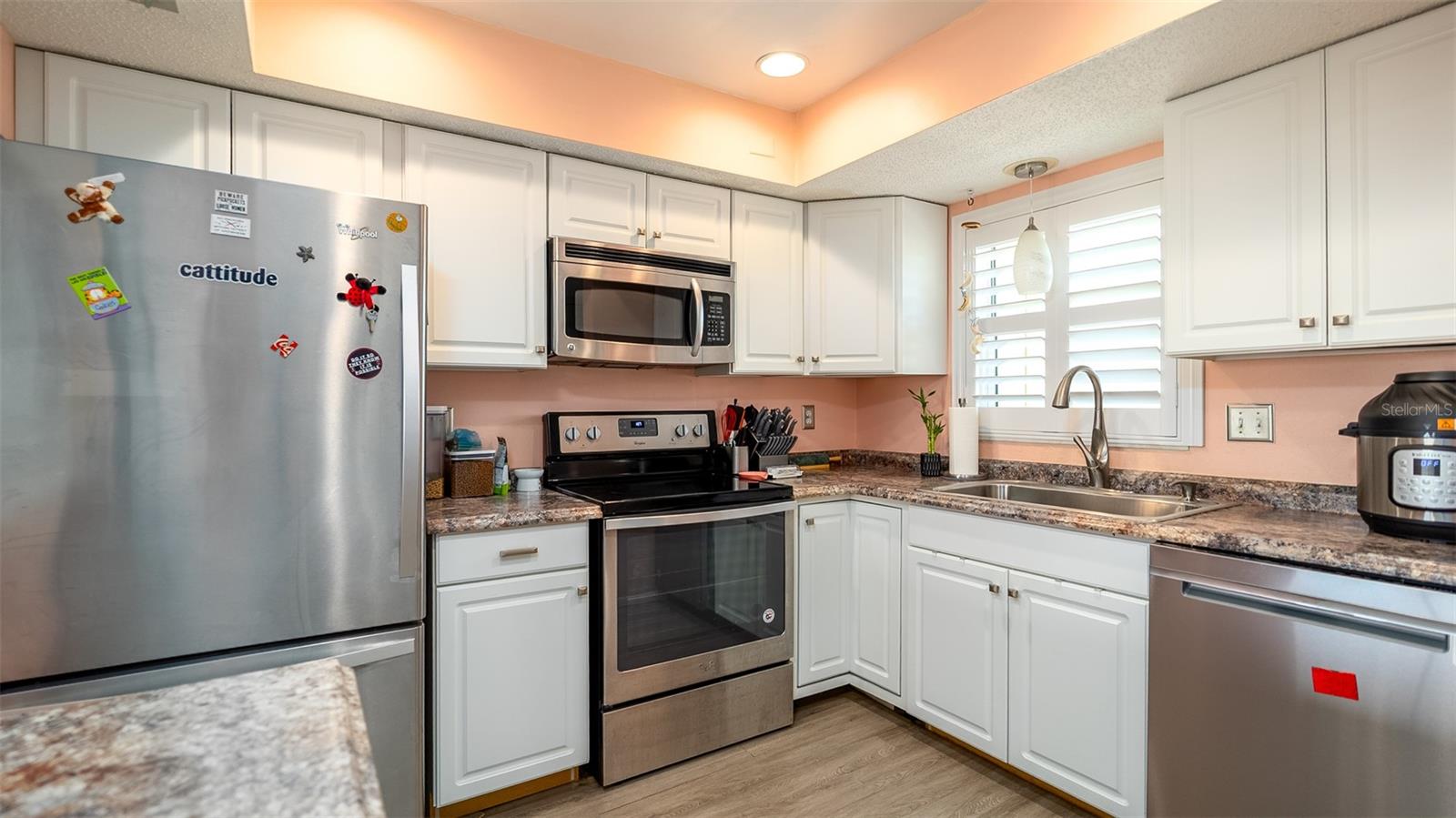 1770 LAKE PL #1770D — photo 18