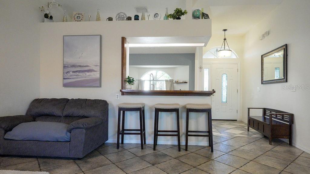 3357 N CHAMBERLAIN BLVD — photo 16