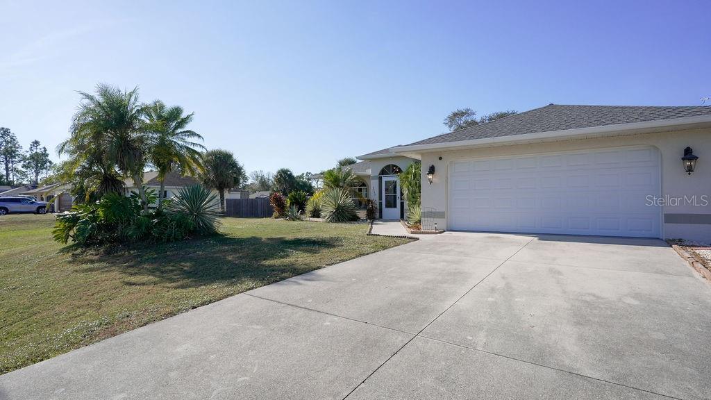 3357 N CHAMBERLAIN BLVD — photo 5