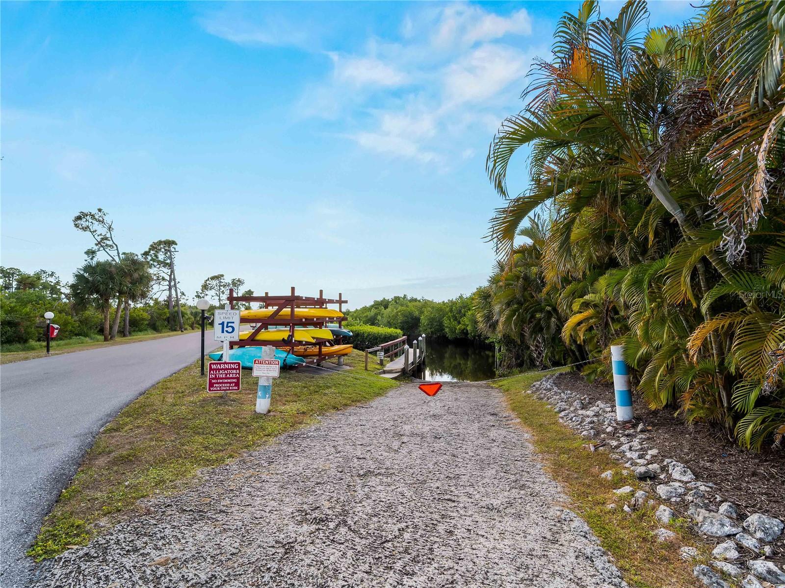 154 RAROTONGA RD — photo 31