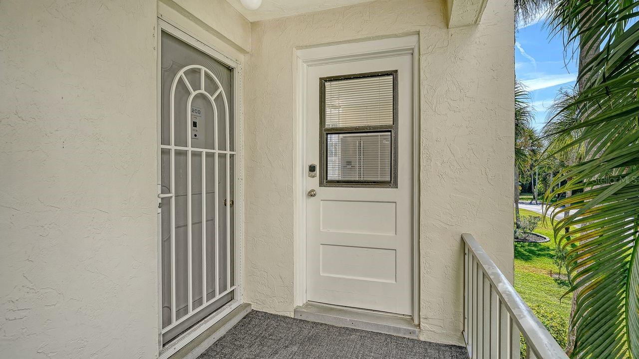 4350 CHATHAM DR #Unit E-208 — photo 8