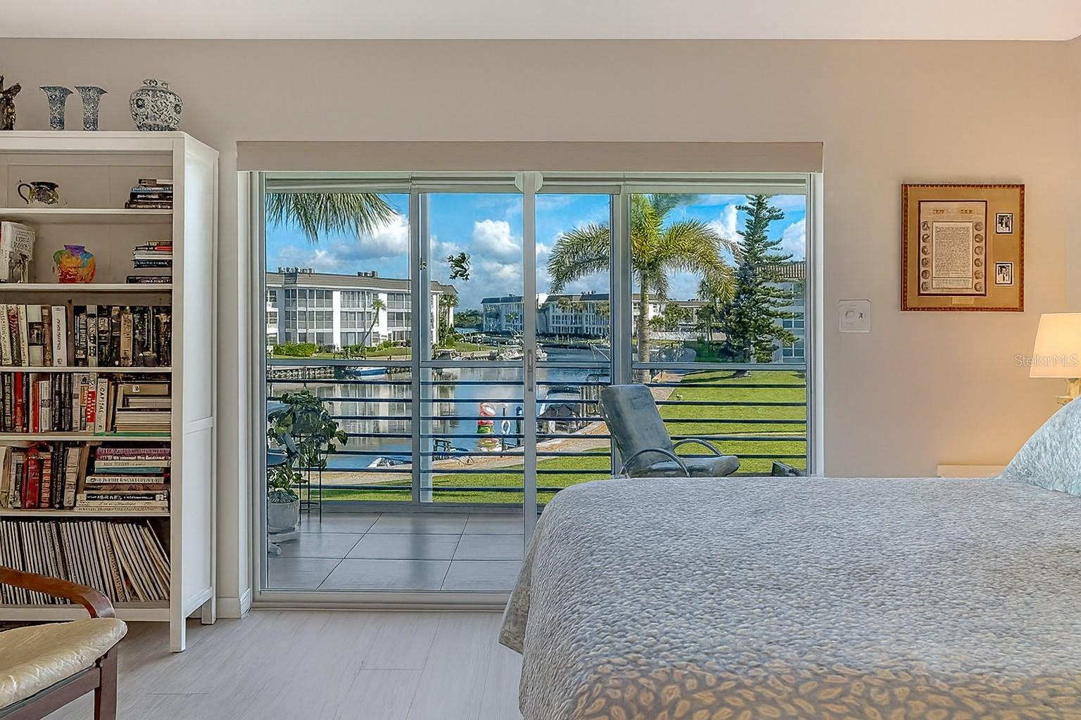 4350 CHATHAM DR #Unit E-208 — photo 21
