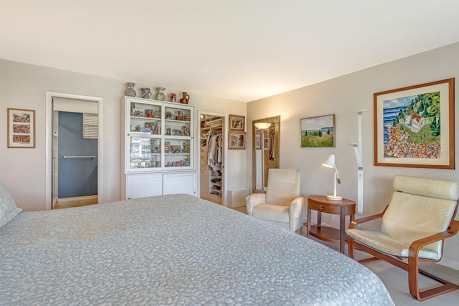 4350 CHATHAM DR #Unit E-208 — photo 22