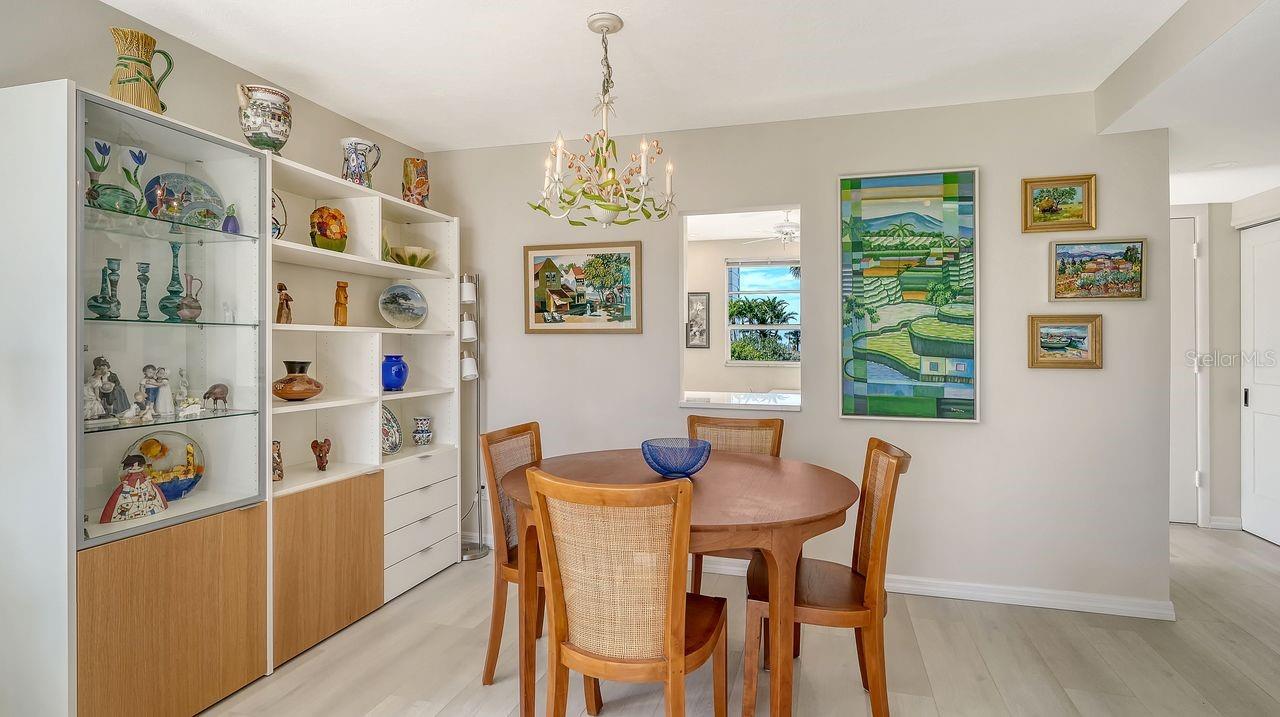 4350 CHATHAM DR #Unit E-208 — photo 19