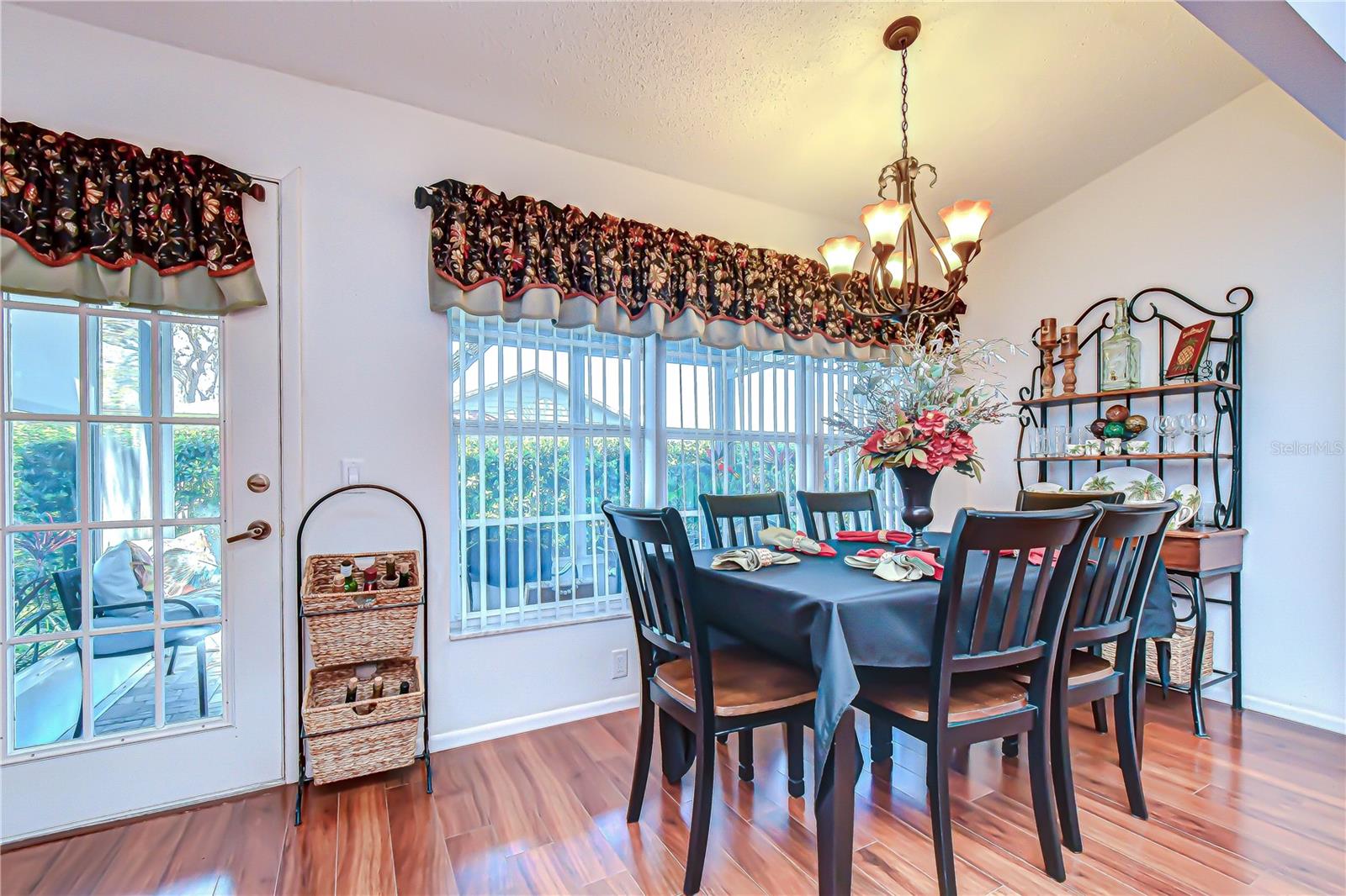 6543 PINE WALK DR — photo 26