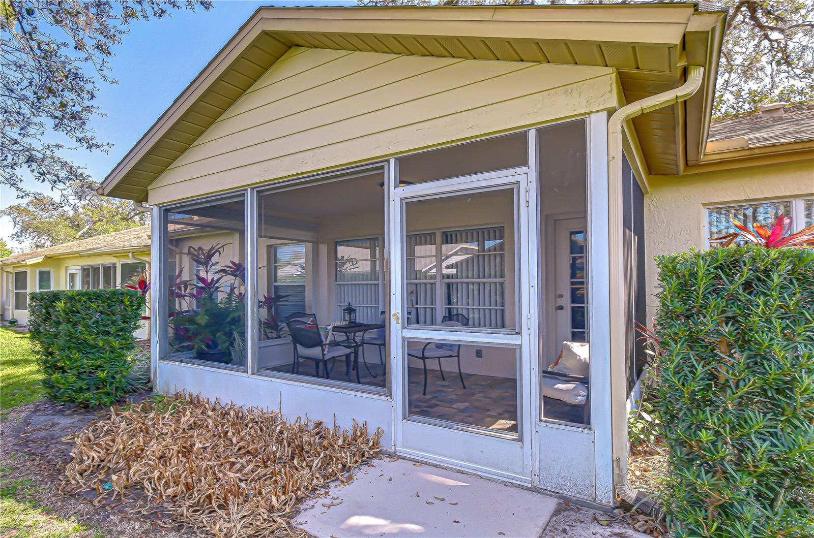 6543 PINE WALK DR — photo 35