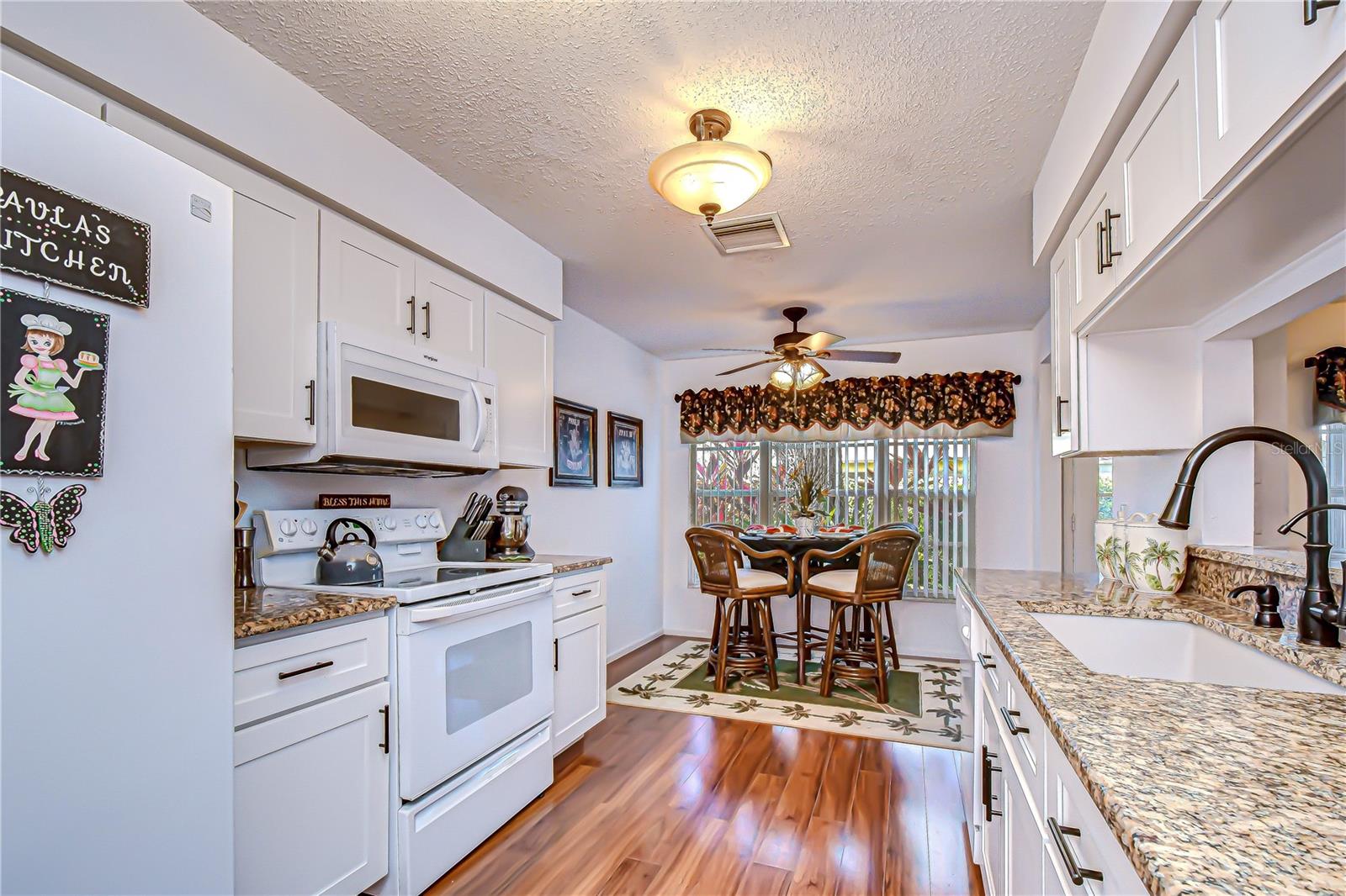 6543 PINE WALK DR — photo 17