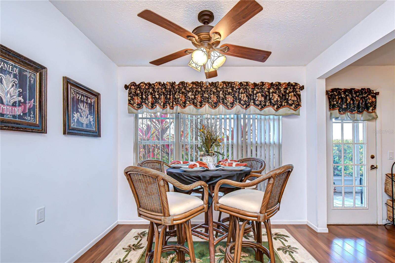 6543 PINE WALK DR — photo 19