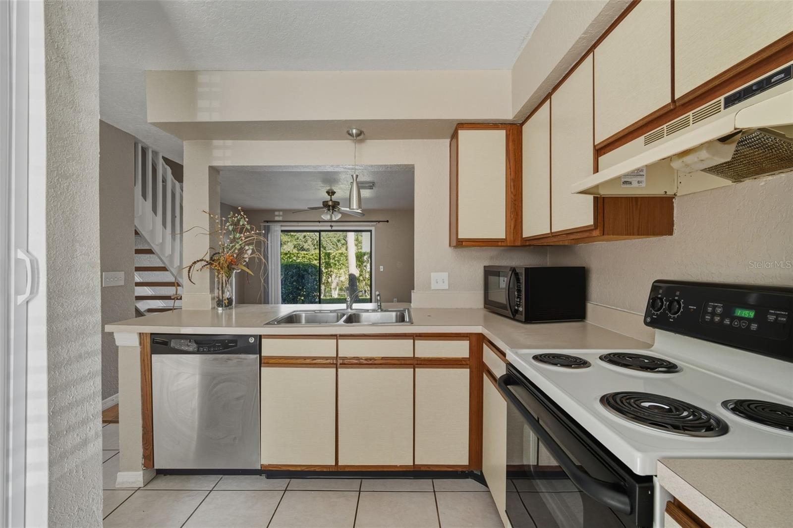 16545 LAKE BRIGADOON CIR — photo 6