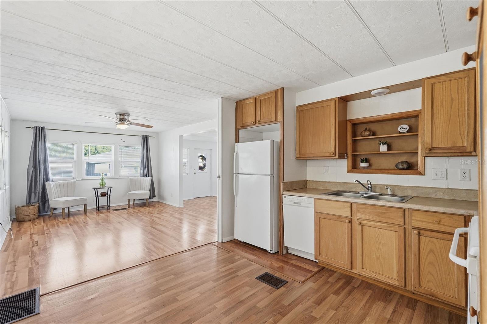 37828 NEWAL AVE — photo 10