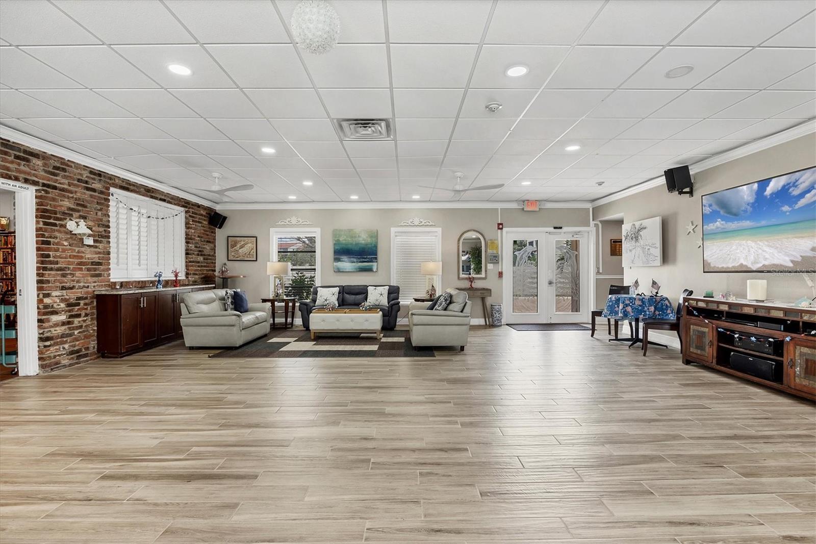 1250 N PORTOFINO DR #303 — photo 25